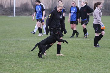 Bild 151 - Frauen am 11.3.12